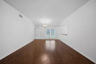 5139 Kilkenny Dr, Houston, TX 77048 - Photo 7
