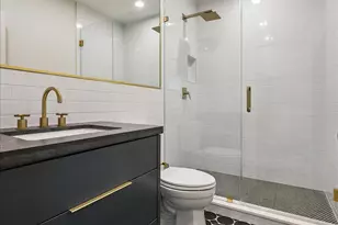 129 E 13th St, Houston, TX 77008 - Photo 21