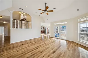 22621 Bay Point Dr, Galveston, TX 77554 - Photo 21