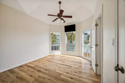 22621 Bay Point Drive, Galveston, TX 77554 - Photo 25