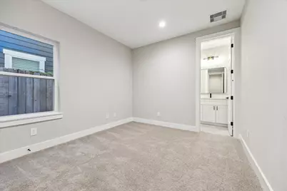 812 Thornton Street #D, Houston, TX 77018 - Photo 9