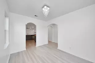 25469 Black Spruce Dr, Cleveland, TX 77328 - Photo 13