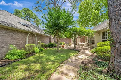 16007 Edgewood Drive, Pasadena, TX 77059 - Photo 9