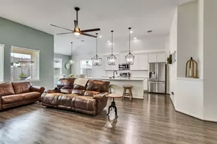 14247 Medina Dr, Baytown, TX 77523 - Photo 23
