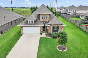 14247 Medina Dr, Baytown, TX 77523 - Photo 3