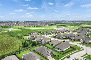 14247 Medina Dr, Baytown, TX 77523 - Photo 47