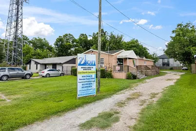 5026 Clover Street, Houston, TX 77033 - Photo 13