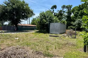 7309 N Main St, Houston, TX 77022 - Photo 1