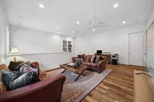 9705 Larston St, Houston, TX 77055 - Photo 17