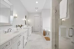 9705 Larston St, Houston, TX 77055 - Photo 15