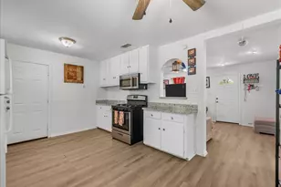 1312 22nd St N, Texas City, TX 77590 - Photo 7