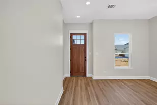 160 Turnrow Cv, Snook, TX 77878 - Photo 3