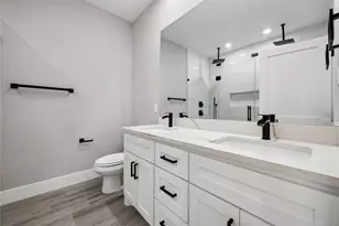 139 Popular St, Onalaska, TX 77360 - Photo 17