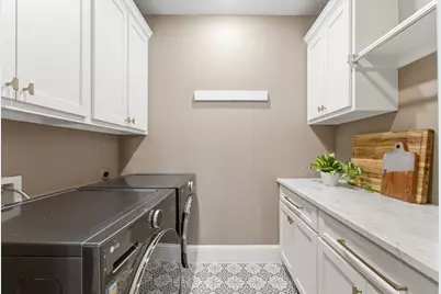 27 Spincaster Drive, The Woodlands, TX 77389 - Photo 17