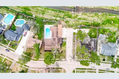 6002 Greenmont Drive, Houston, TX 77092 - Photo 39