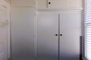 309 E Hinton Rd, Weimar, TX 78962 - Photo 11