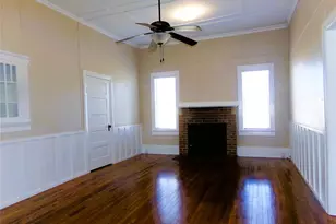 309 E Hinton Rd, Weimar, TX 78962 - Photo 5