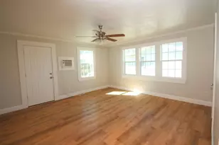 422 Tennessee St, Houston, TX 77029 - Photo 7