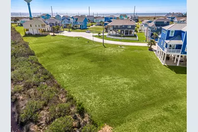 25018 Coronado Court, Galveston, TX 77554 - Photo 7