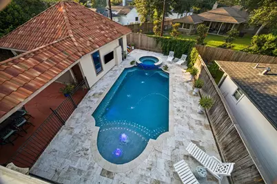 8448 Westview Drive, Houston, TX 77055 - Photo 43