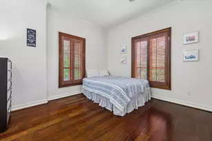 8448 Westview Dr, Houston, TX 77055 - Photo 33