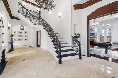 8448 Westview Drive, Houston, TX 77055 - Photo 5