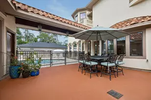 8448 Westview Dr, Houston, TX 77055 - Photo 41