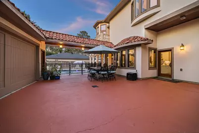 8448 Westview Drive, Houston, TX 77055 - Photo 41