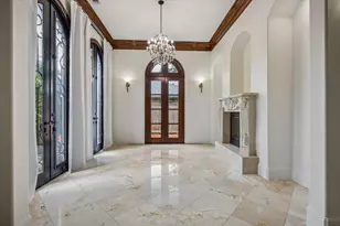 8448 Westview Dr, Houston, TX 77055 - Photo 11
