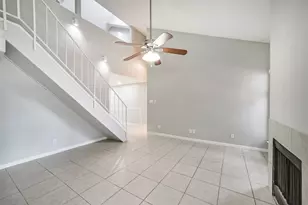 10811 Richmond Ave, Houston, TX 77042 - Photo 9