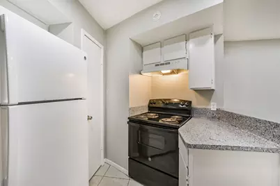 10811 Richmond Avenue #65, Houston, TX 77042 - Photo 15