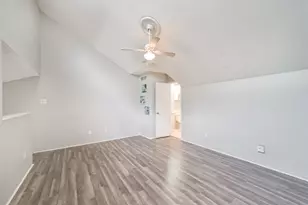 10811 Richmond Ave, Houston, TX 77042 - Photo 25