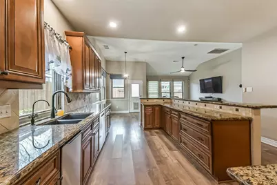 12918 Redbud Shores Lane, Houston, TX 77044 - Photo 15