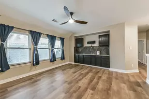 12918 Redbud Shores Ln, Houston, TX 77044 - Photo 37