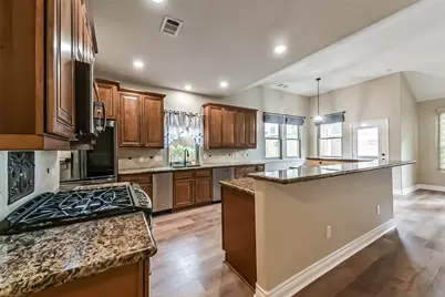 12918 Redbud Shores Lane, Houston, TX 77044 - Photo 21