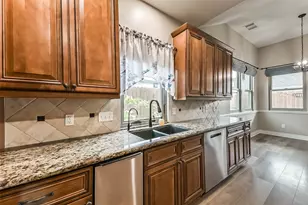 12918 Redbud Shores Ln, Houston, TX 77044 - Photo 17