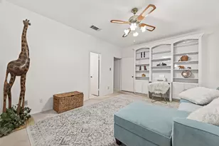 17645 Red Oak Dr, Houston, TX 77090 - Photo 37