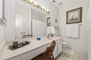 17645 Red Oak Dr, Houston, TX 77090 - Photo 39