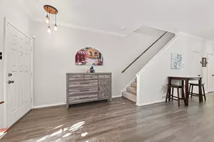 17645 Red Oak Dr, Houston, TX 77090 - Photo 11