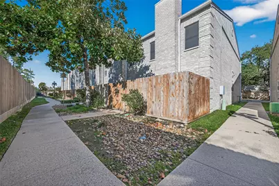 17645 Red Oak Drive #7645, Houston, TX 77090 - Photo 3