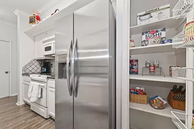 17645 Red Oak Drive #7645, Houston, TX 77090 - Photo 7
