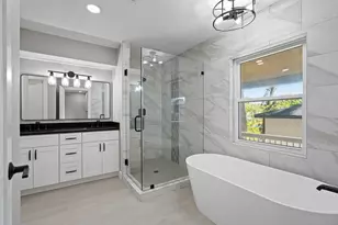 284 Hackberry St, Trinity, TX 75862 - Photo 15