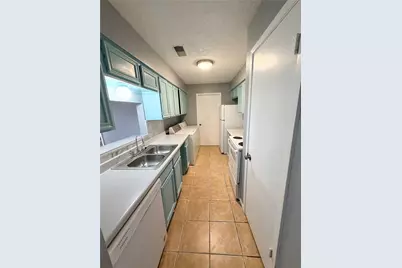 12722 Bexley Drive #2722, Houston, TX 77099 - Photo 9