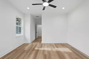 210 Big Deer Dr, Crosby, TX 77532 - Photo 13