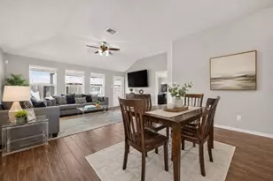 2614 Zephyr Ln, Rosenberg, TX 77471 - Photo 3