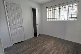 5530 Elm Springs Dr, Houston, TX 77048 - Photo 13