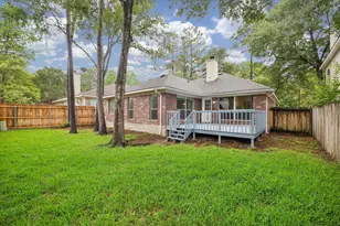 22 N Holly Laurel Cir, The Woodlands, TX 77382 - Photo 15