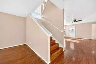 15014 Middle Oaks Blvd, Houston, TX 77082 - Photo 27