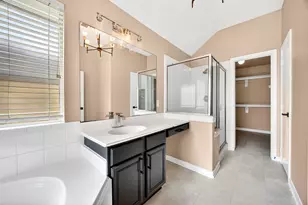 15014 Middle Oaks Blvd, Houston, TX 77082 - Photo 25