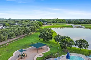 4614 Jamaica Dr, Sugar Land, TX 77479 - Photo 5